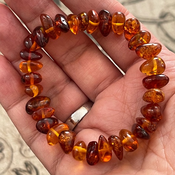 Natural Baltic honey amber stretchy bead bracelet bangle - Picture 2 of 4